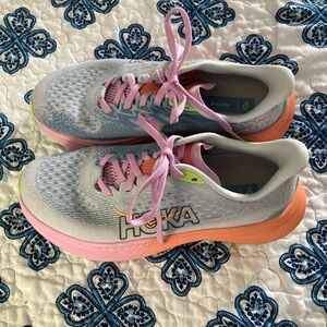 Hoka Mach 6 - size 7 Great condition!